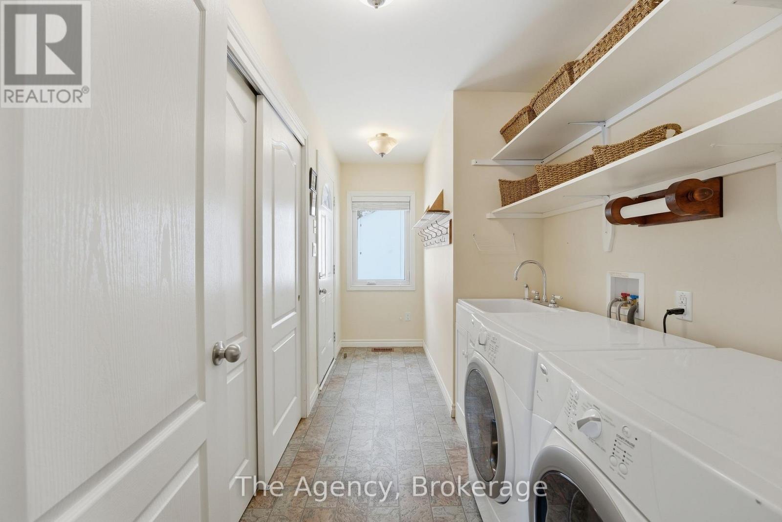 1132 Trapline Trail, Dysart Et Al, Ontario  K0M 1S0 - Photo 37 - X12920314