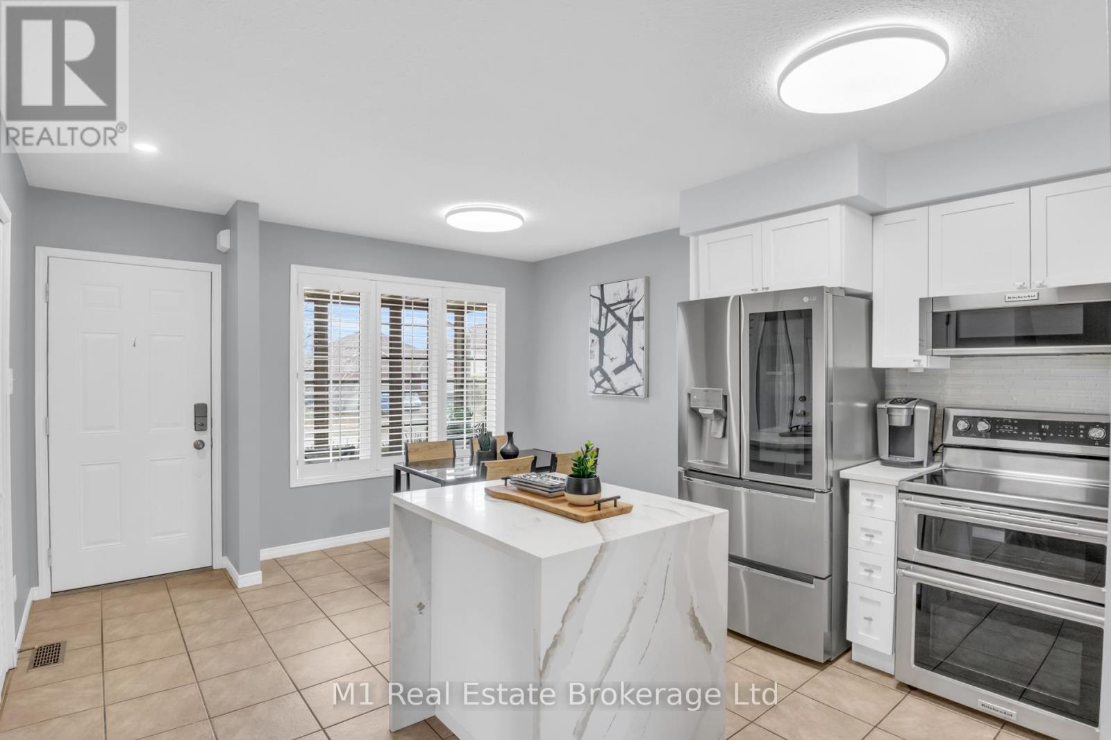 30 Creekside Drive, Guelph, Ontario  N1E 0C2 - Photo 13 - X12920344