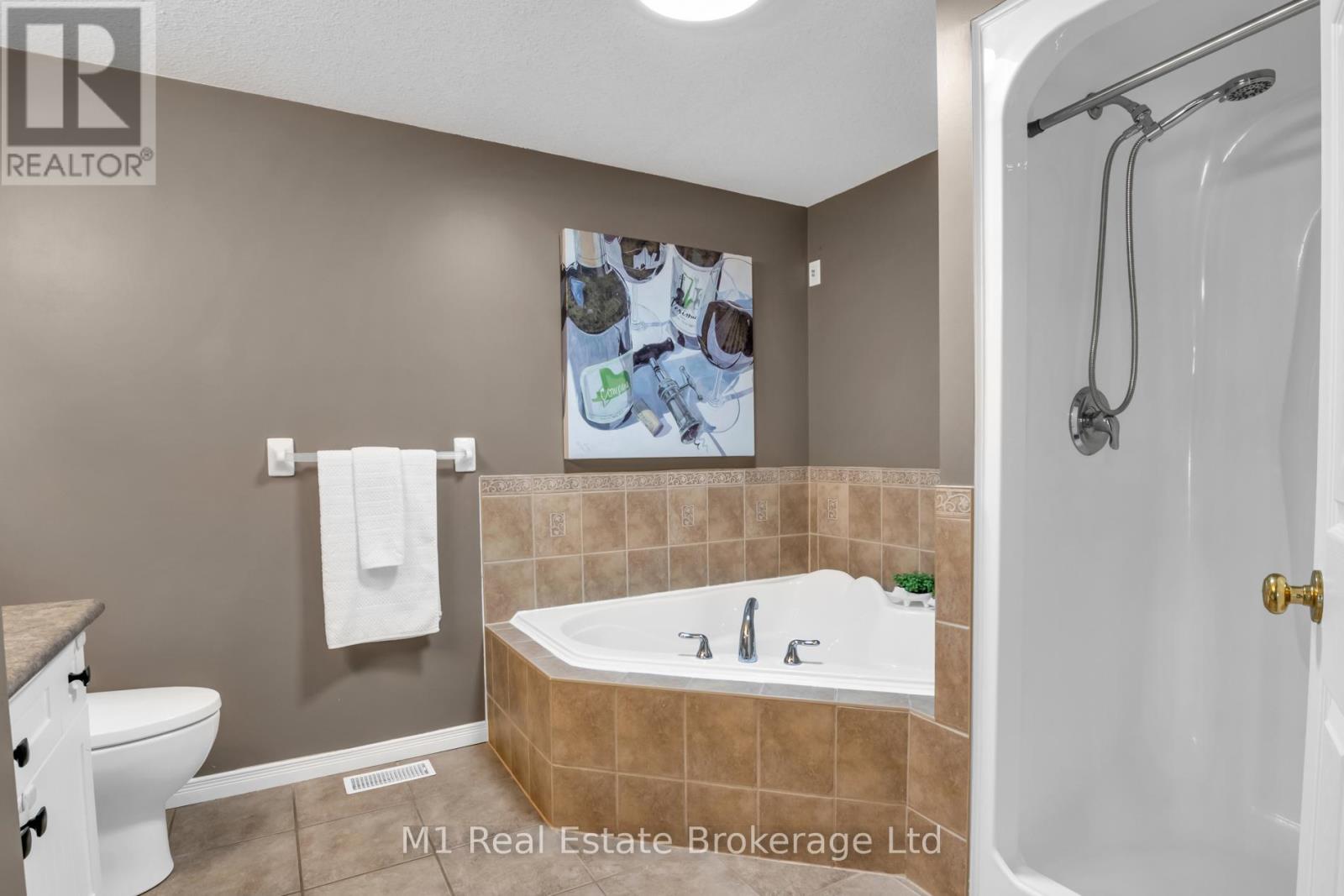 30 Creekside Drive, Guelph, Ontario  N1E 0C2 - Photo 22 - X12920344