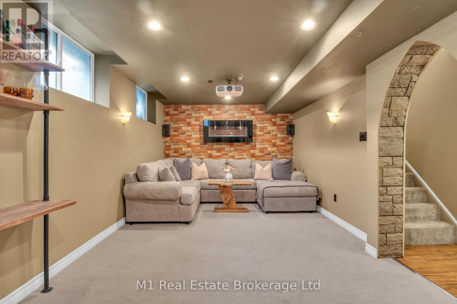 30 Creekside Drive, Guelph, Ontario  N1E 0C2 - Photo 26 - X12920344