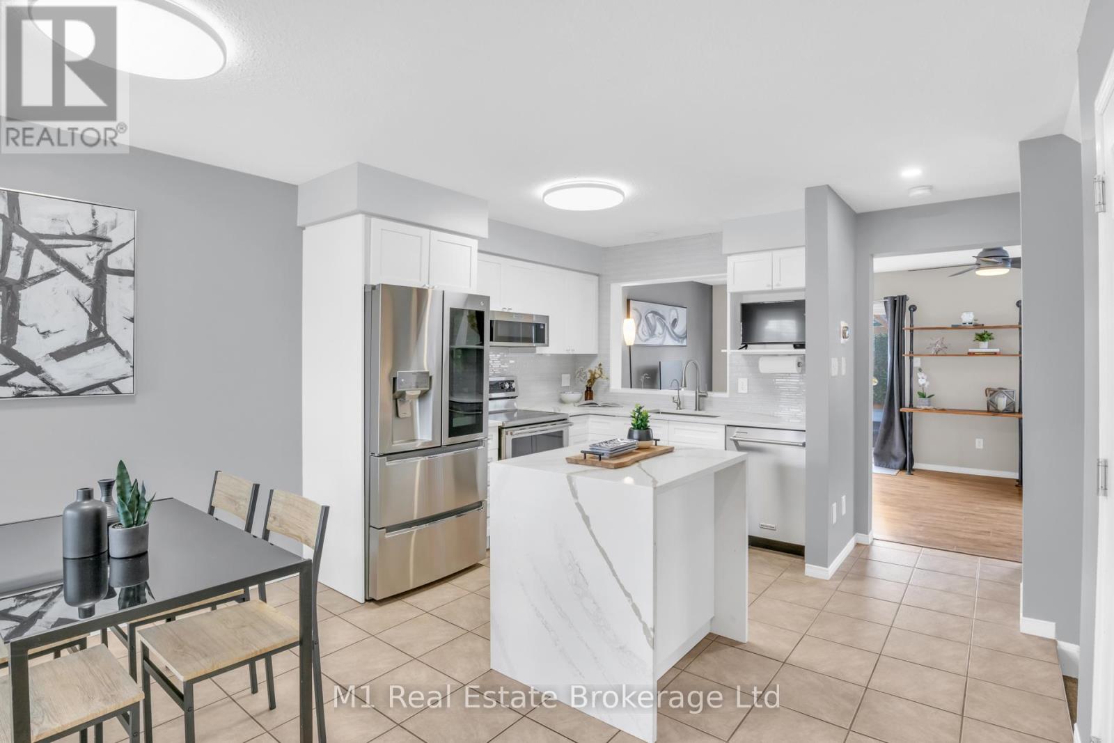 30 Creekside Drive, Guelph, Ontario  N1E 0C2 - Photo 9 - X12920344