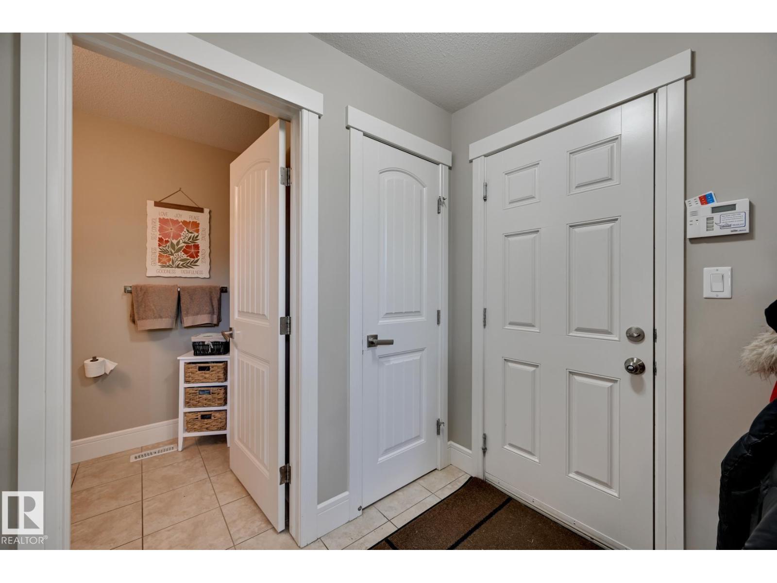 1564 36 Av Nw, Edmonton, Alberta  T5P 0L9 - Photo 7 - E4478915