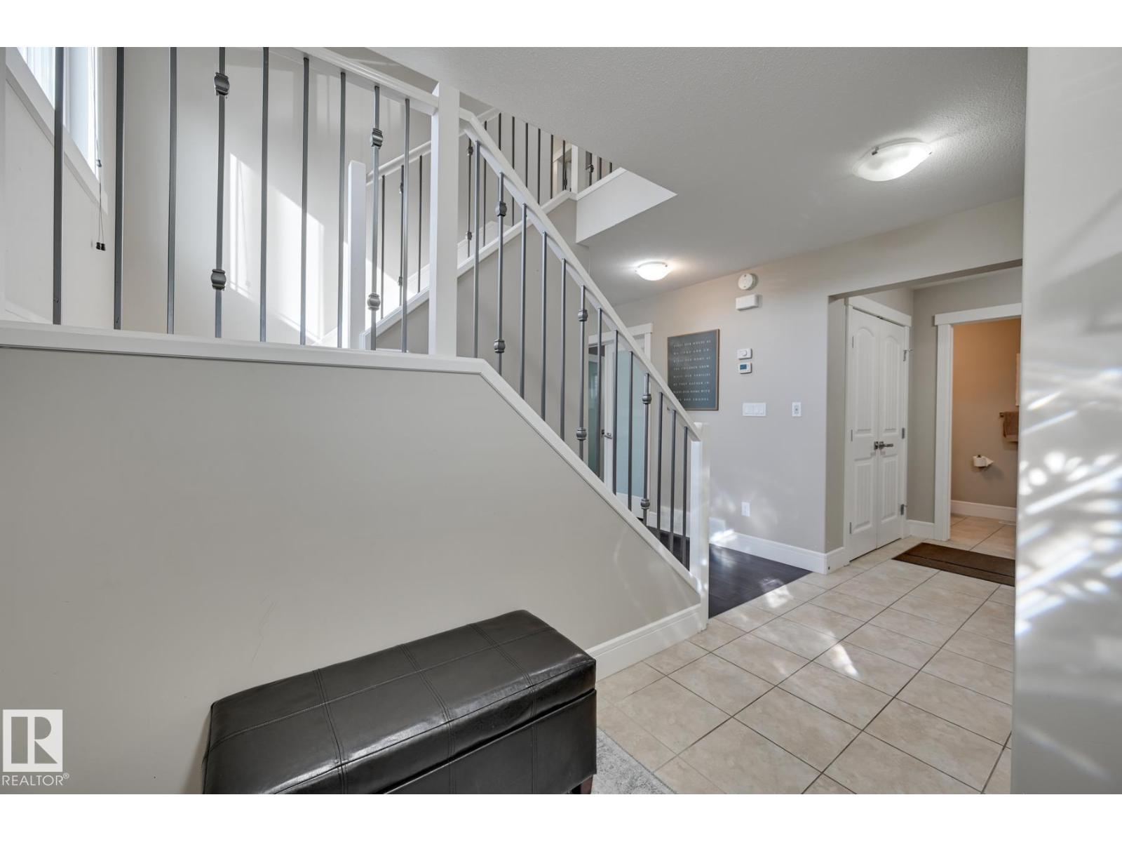 1564 36 Av Nw, Edmonton, Alberta  T5P 0L9 - Photo 5 - E4478915