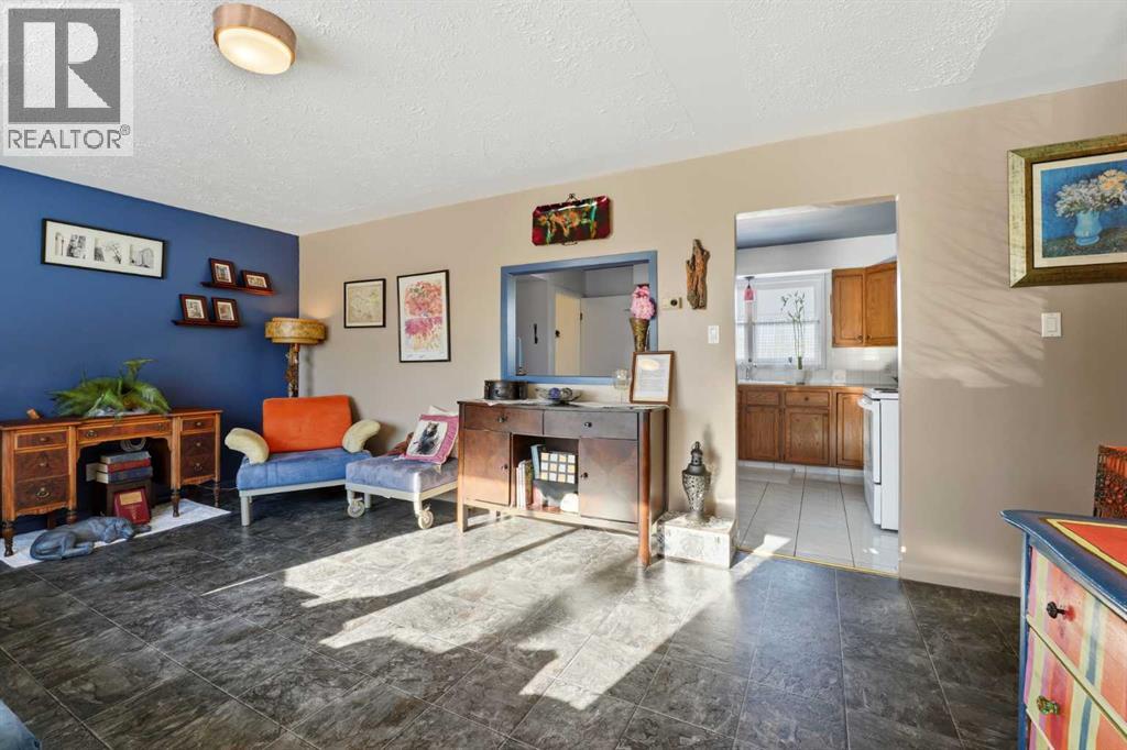 3734 46 Street, Red Deer, Alberta  T4N 1L6 - Photo 6 - A2285473