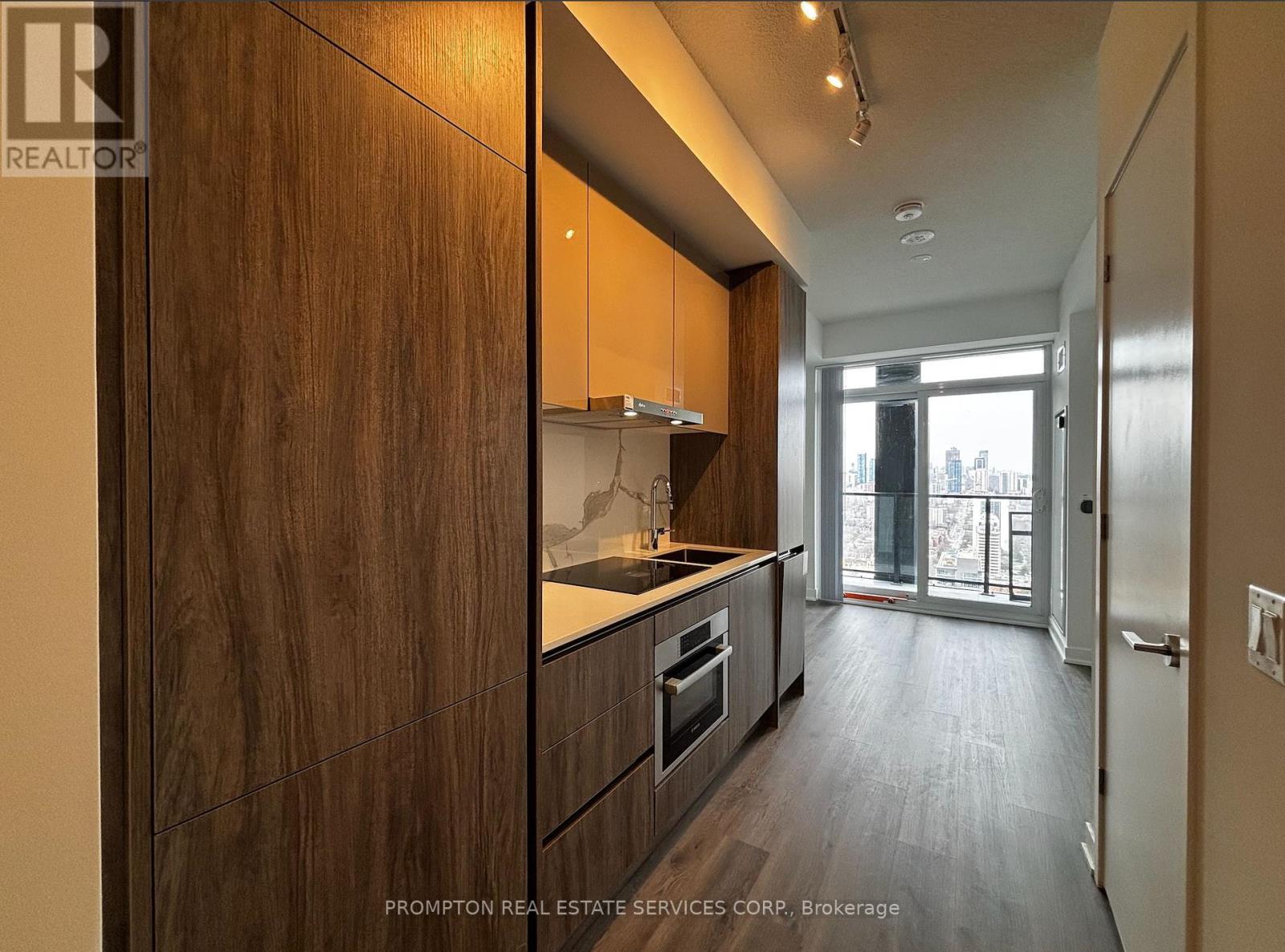 3902 - 180 Front Street E, Toronto, Ontario  M5A 0A9 - Photo 5 - C12920334