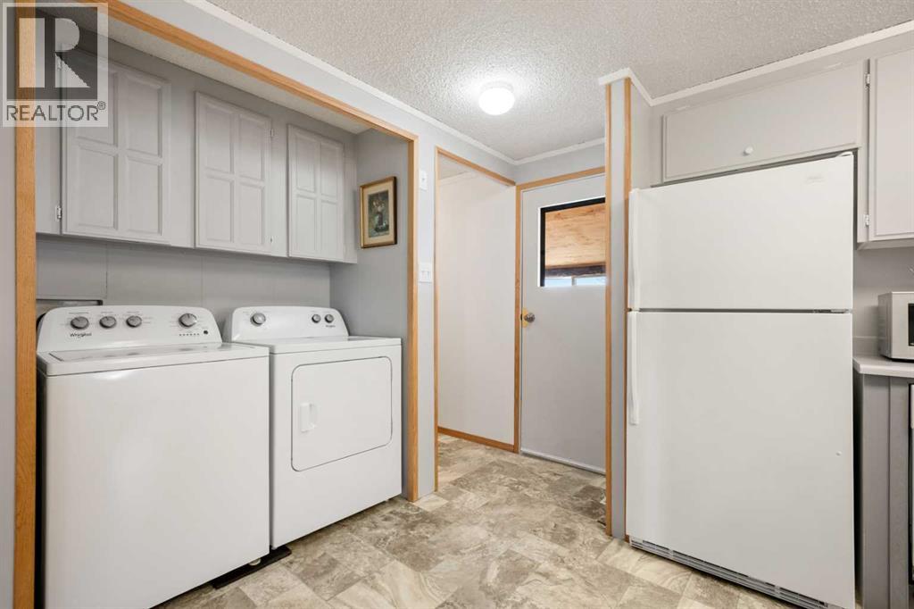 157 Spring Haven Mews Se, Airdrie, Alberta  T4A 1A8 - Photo 16 - A2293527