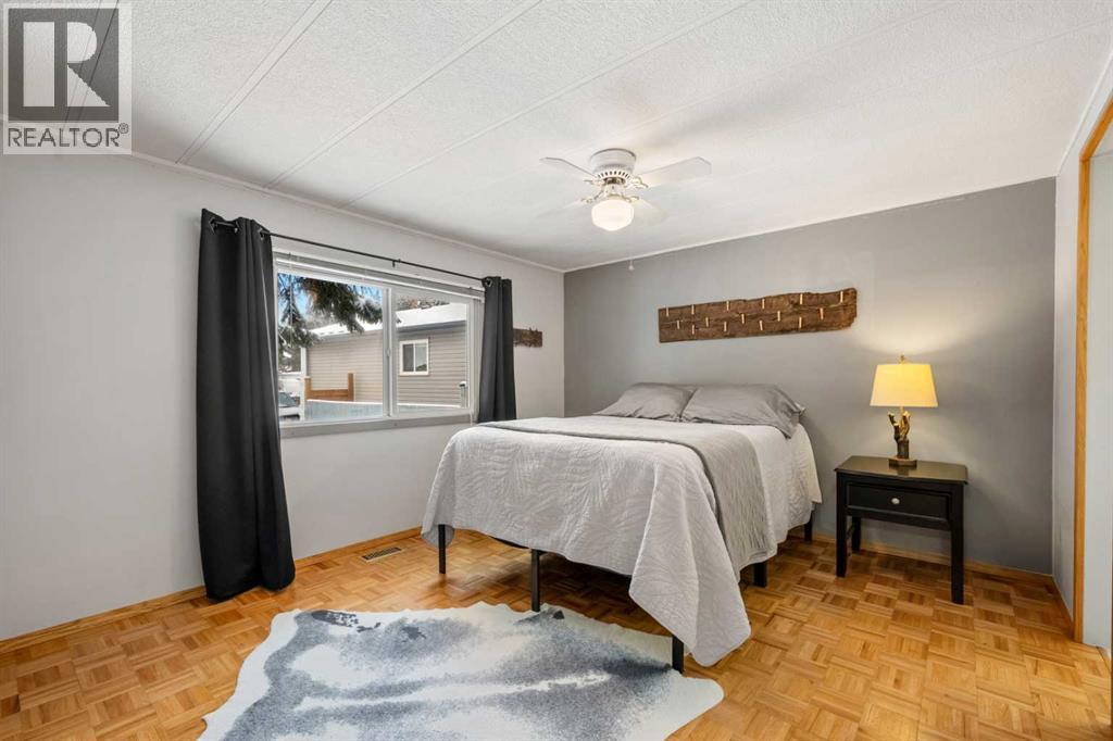 157 Spring Haven Mews Se, Airdrie, Alberta  T4A 1A8 - Photo 20 - A2293527