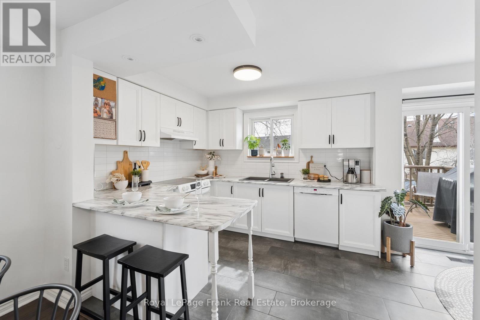 124 Humphrey Drive, Ajax, Ontario  L1S 4Y7 - Photo 10 - E12920132