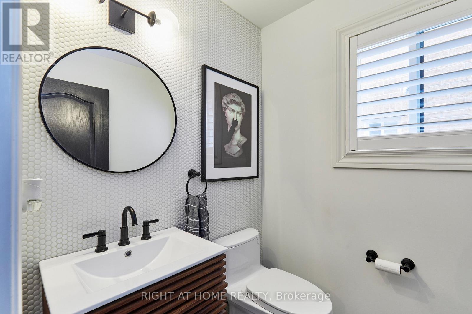 9 Artesian Drive, Whitby, Ontario L1P 1X7 - Photo 25 - E12920138