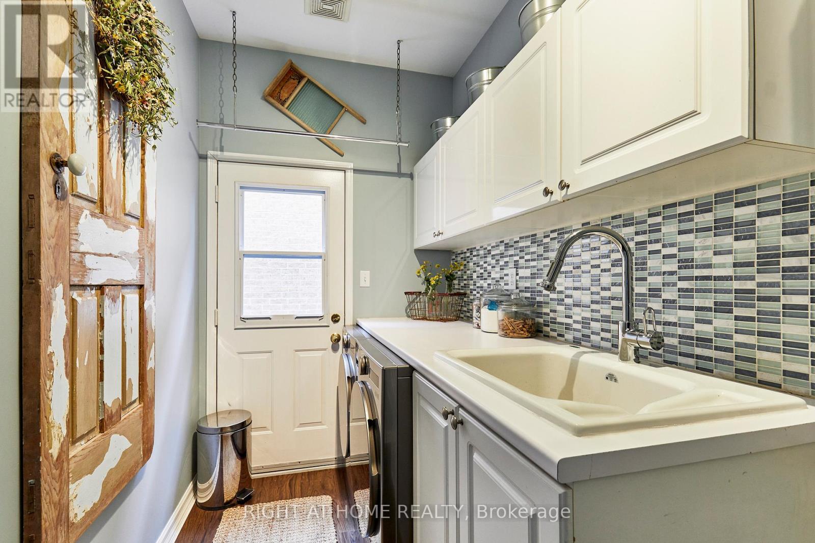 9 Artesian Drive, Whitby, Ontario L1P 1X7 - Photo 40 - E12920138