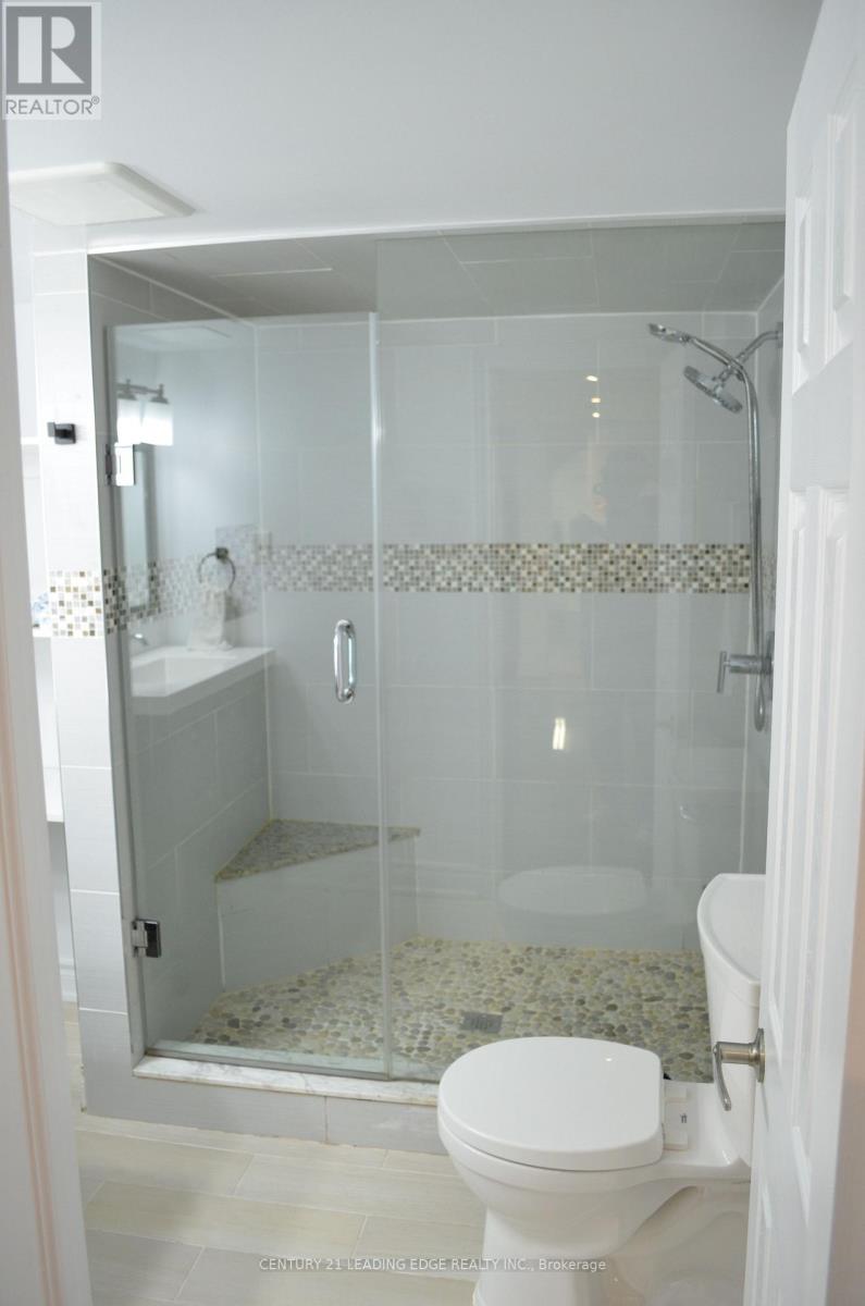 Bsmt - 10 Tartan Avenue, Toronto (Clairlea-Birchmount), Ontario  M1L 1T6 - Photo 11 - E12920142