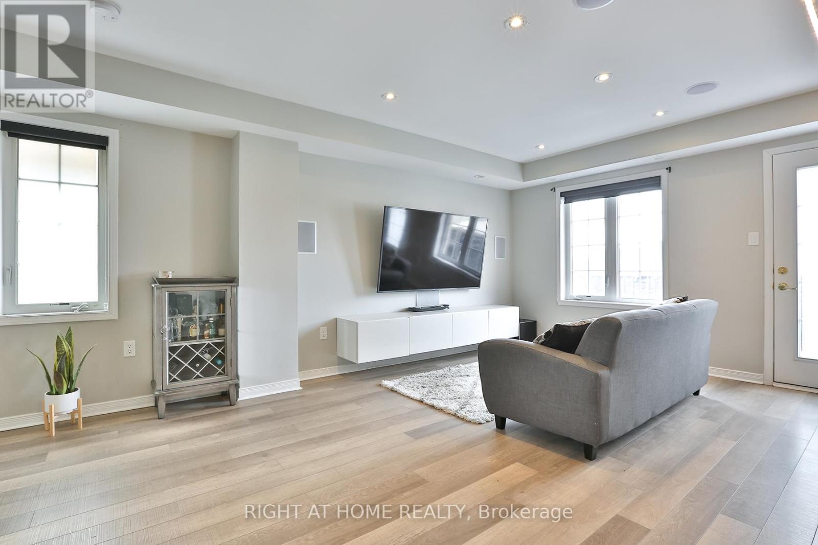 168 Kingston Road W, Ajax, Ontario L1T 0M9 - Photo 13 - E12920174