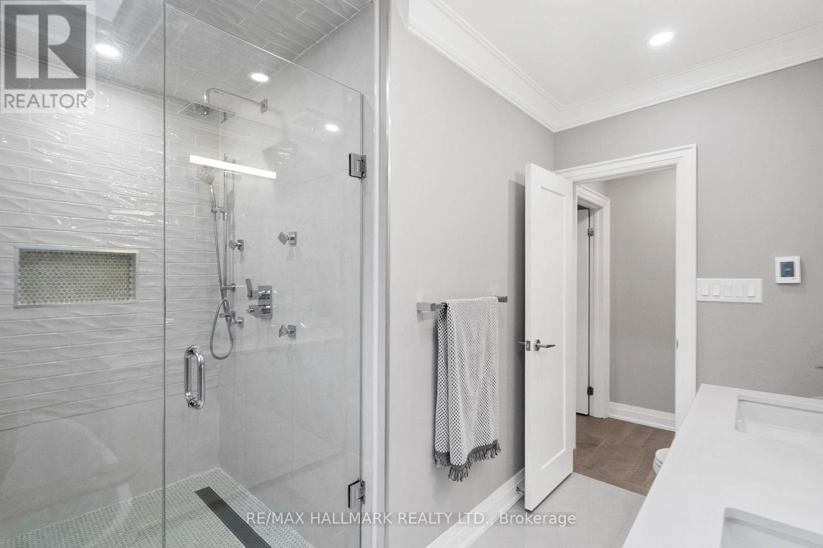 394 Main Street, Toronto, Ontario  M4C 4X8 - Photo 20 - E12920212