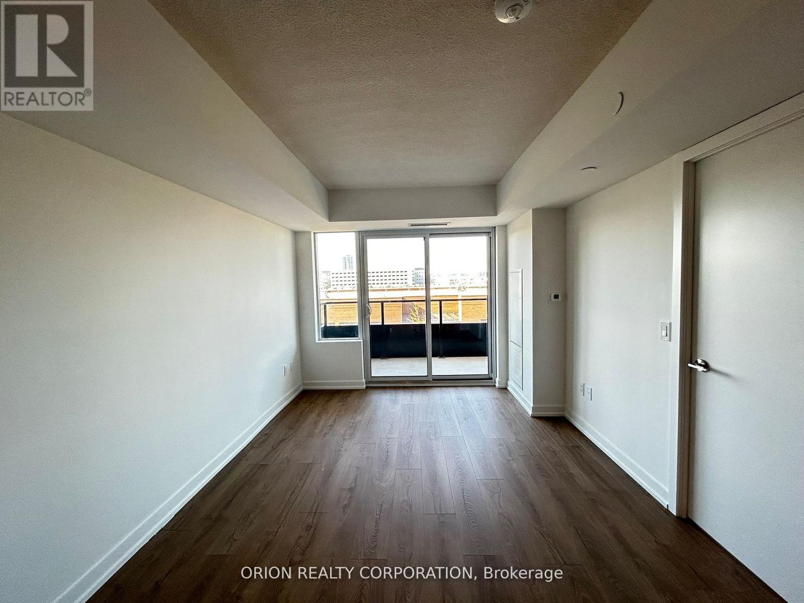 301 - 1435 Celebration Drive, Pickering, Ontario  L1W 0C4 - Photo 10 - E12920298