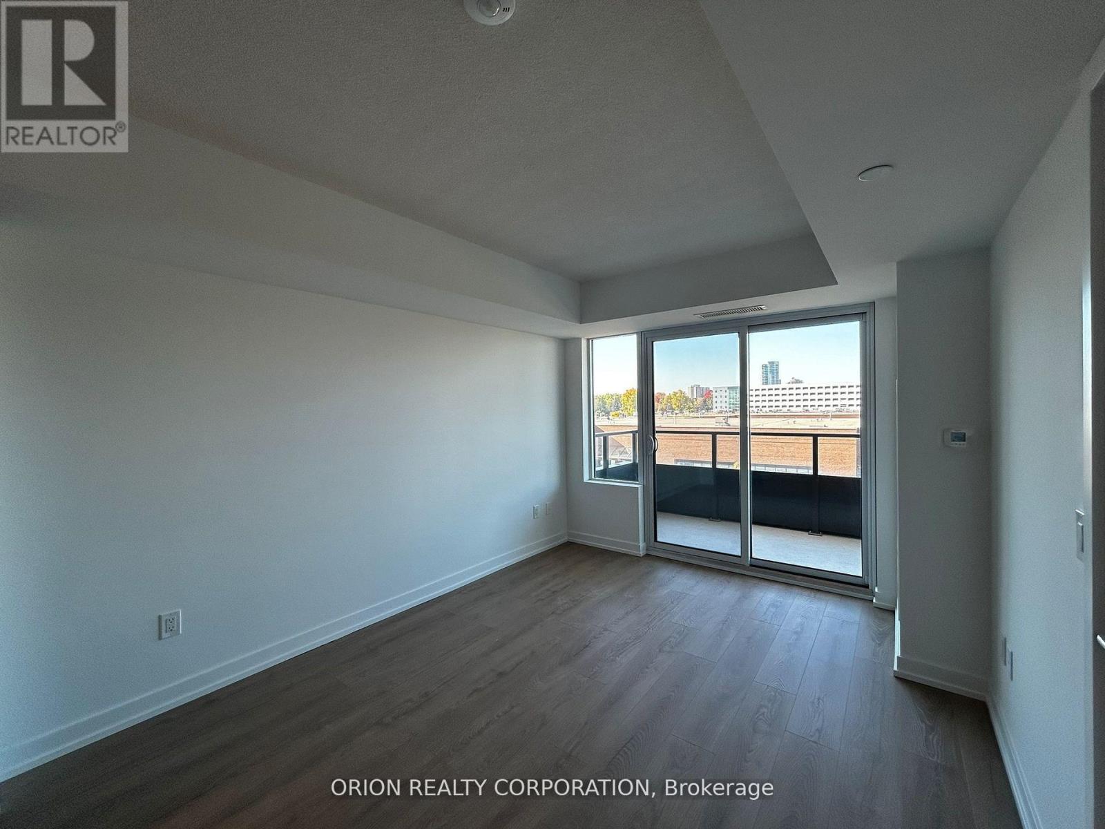 301 - 1435 Celebration Drive, Pickering, Ontario  L1W 0C4 - Photo 11 - E12920298