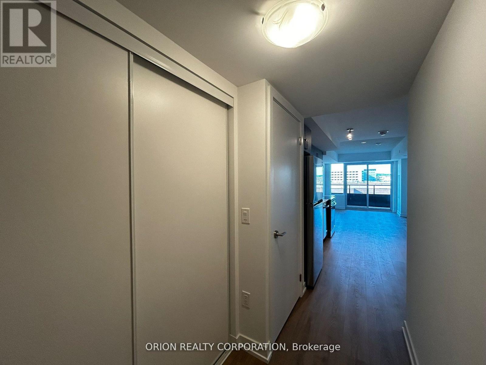 301 - 1435 Celebration Drive, Pickering, Ontario  L1W 0C4 - Photo 3 - E12920298