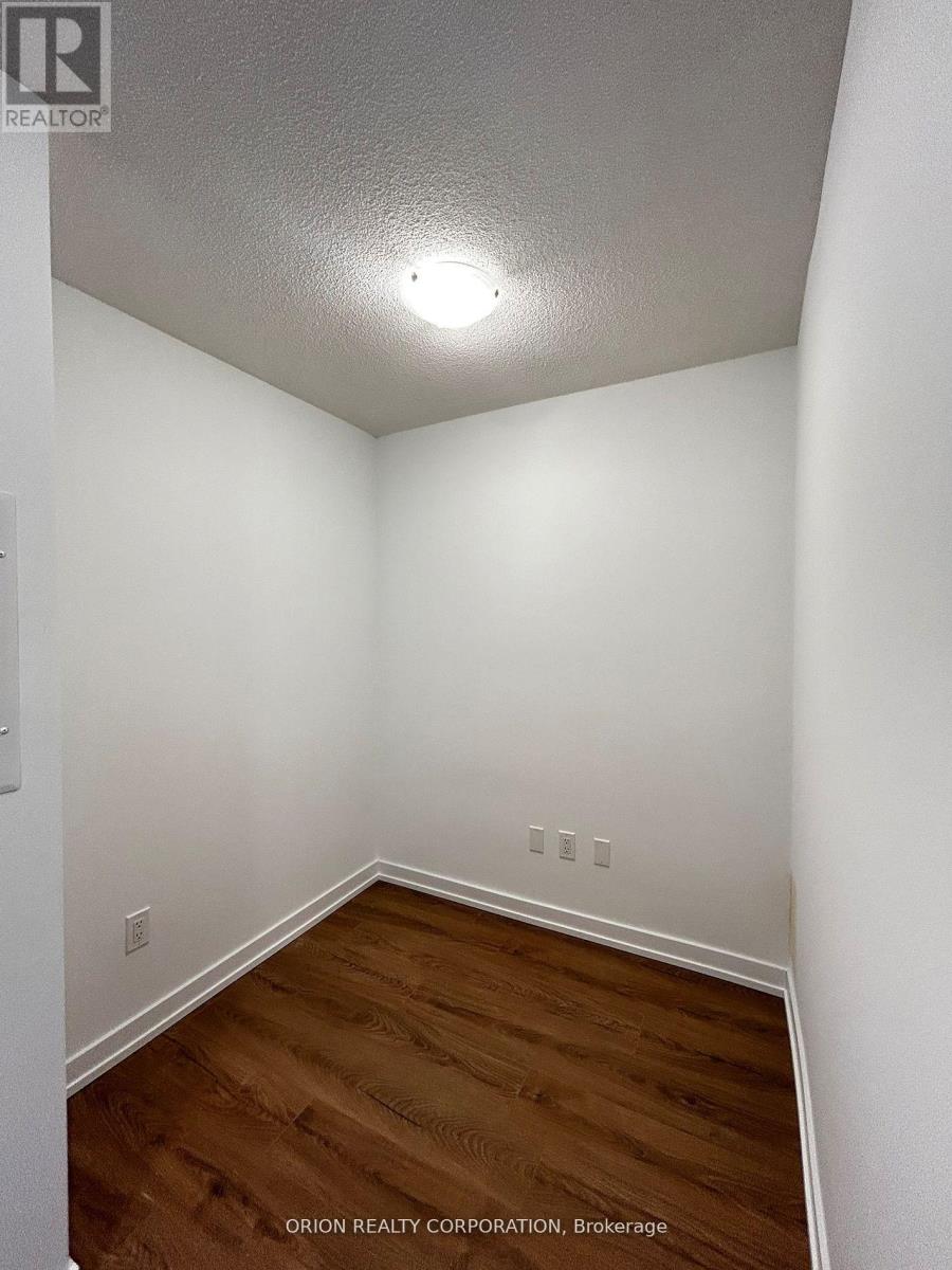 301 - 1435 Celebration Drive, Pickering, Ontario  L1W 0C4 - Photo 5 - E12920298