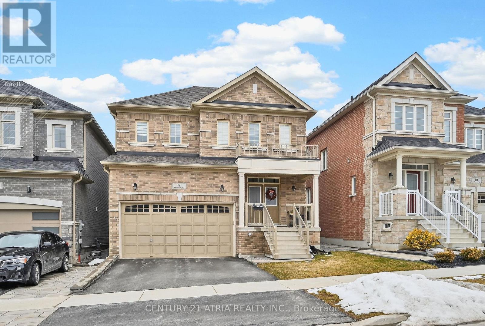8 FALLHARVEST WAY, Whitchurch-Stouffville, Ontario