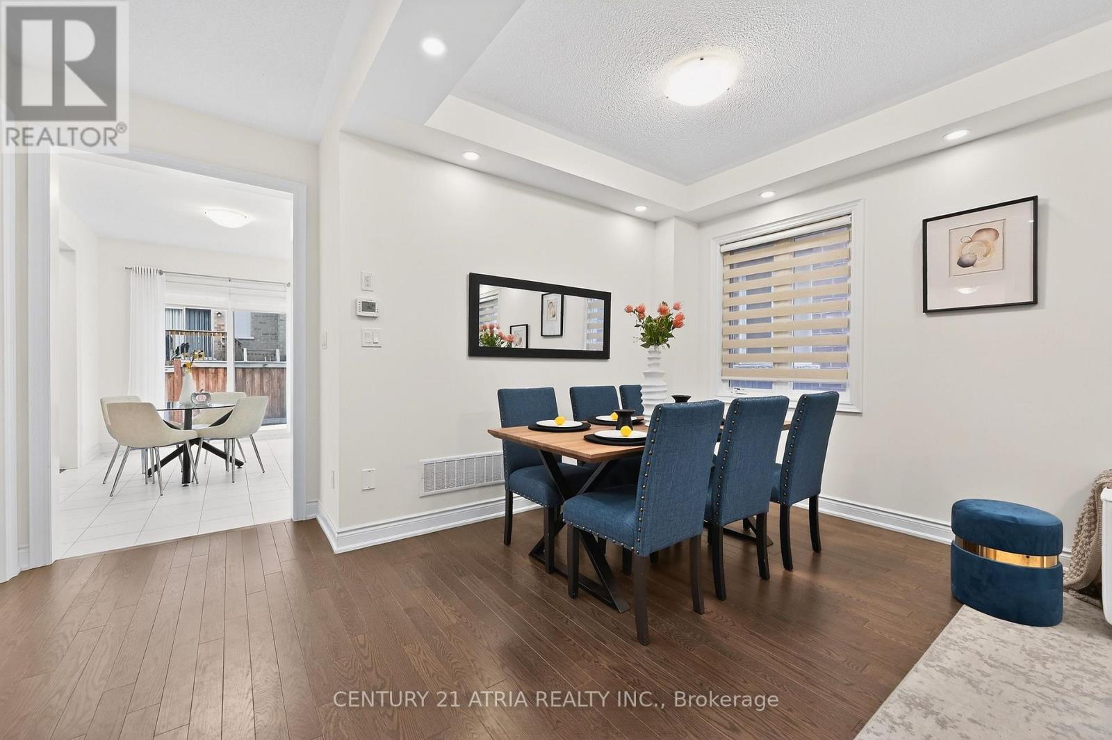 8 Fallharvest Way, Whitchurch-Stouffville, Ontario  L4A 4V8 - Photo 10 - N12920120