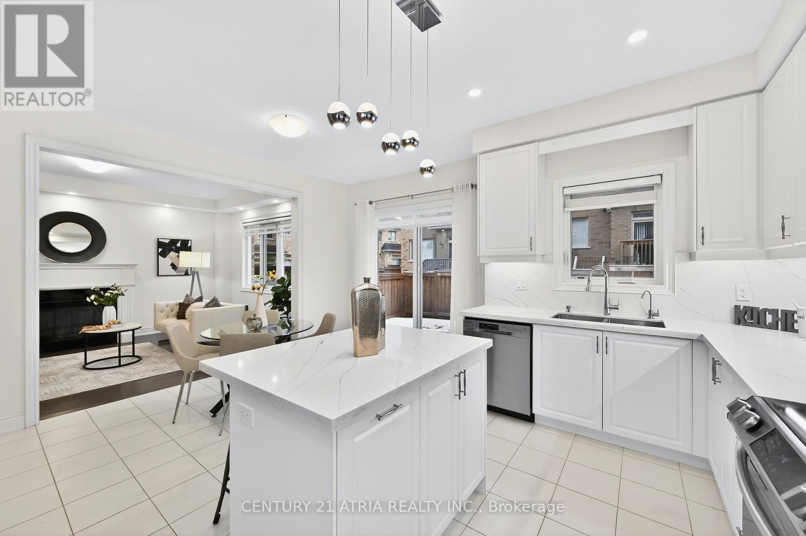 8 Fallharvest Way, Whitchurch-Stouffville, Ontario  L4A 4V8 - Photo 16 - N12920120