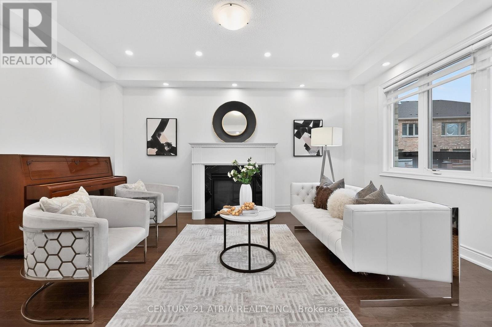 8 Fallharvest Way, Whitchurch-Stouffville, Ontario  L4A 4V8 - Photo 22 - N12920120