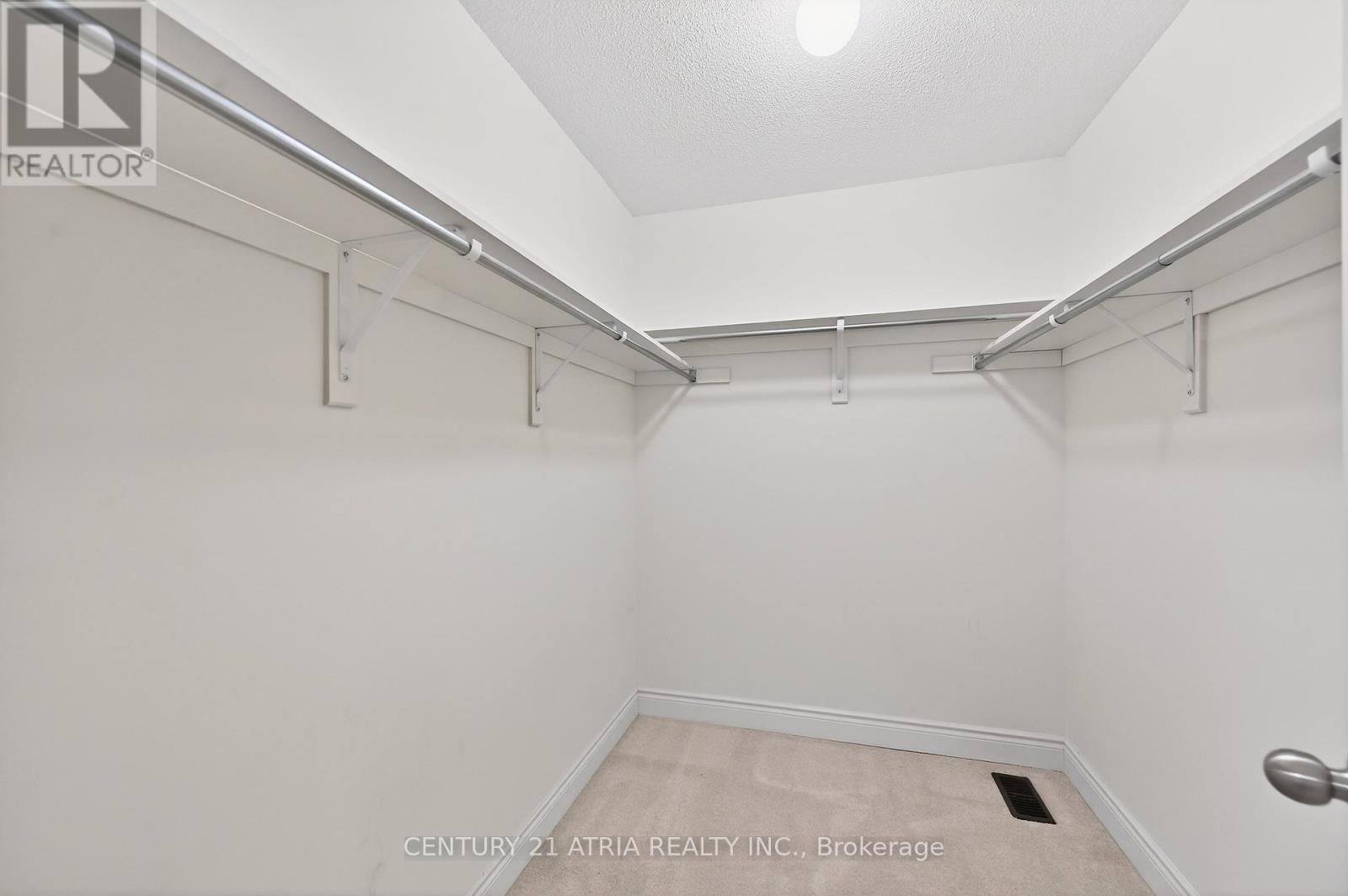 8 Fallharvest Way, Whitchurch-Stouffville, Ontario  L4A 4V8 - Photo 31 - N12920120