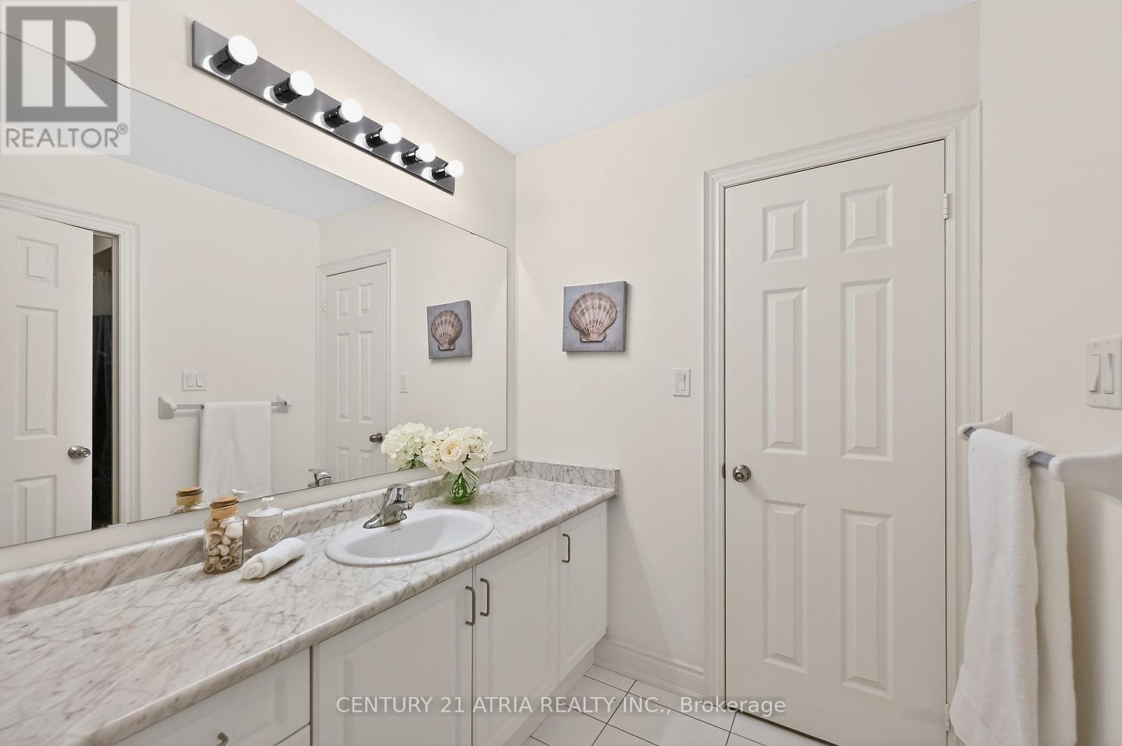 8 Fallharvest Way, Whitchurch-Stouffville, Ontario  L4A 4V8 - Photo 41 - N12920120