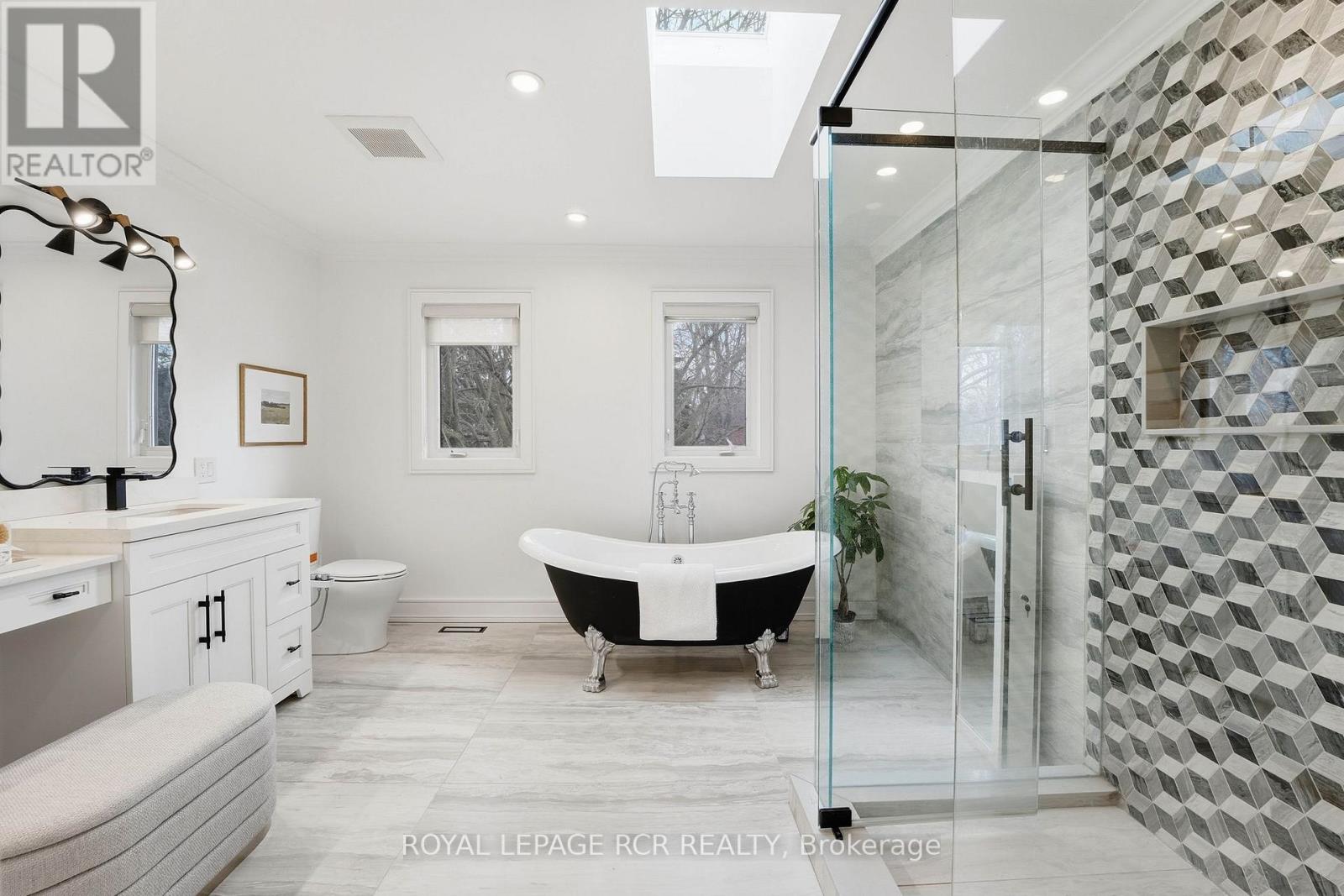 369 Kennedy Street W, Aurora, Ontario  L4G 5M5 - Photo 28 - N12920232