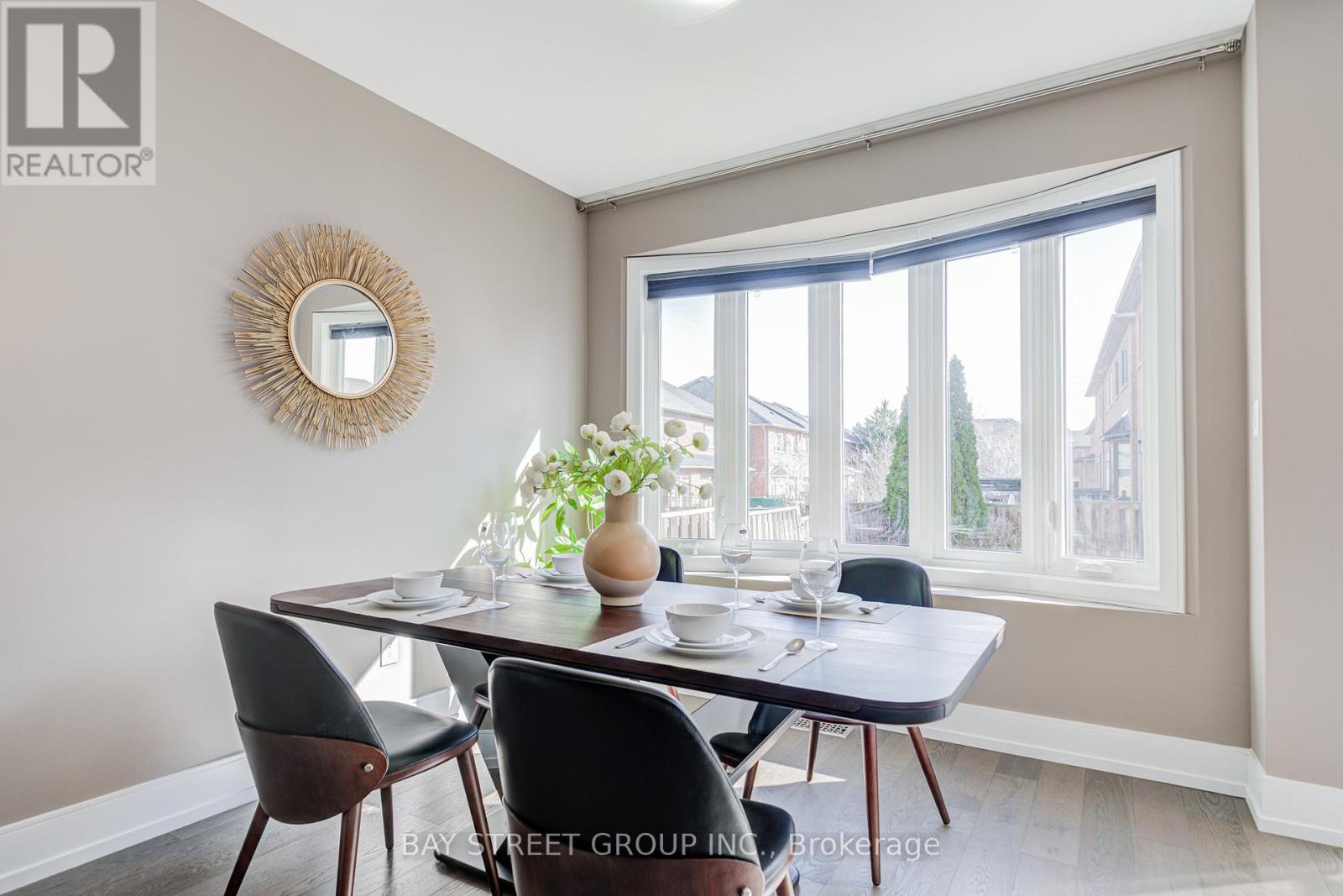 79 Loire Valley Avenue S, Vaughan, Ontario  L4J 8V8 - Photo 18 - N12920318