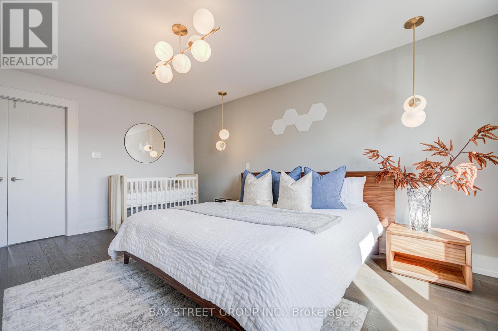 79 Loire Valley Avenue S, Vaughan, Ontario  L4J 8V8 - Photo 27 - N12920318