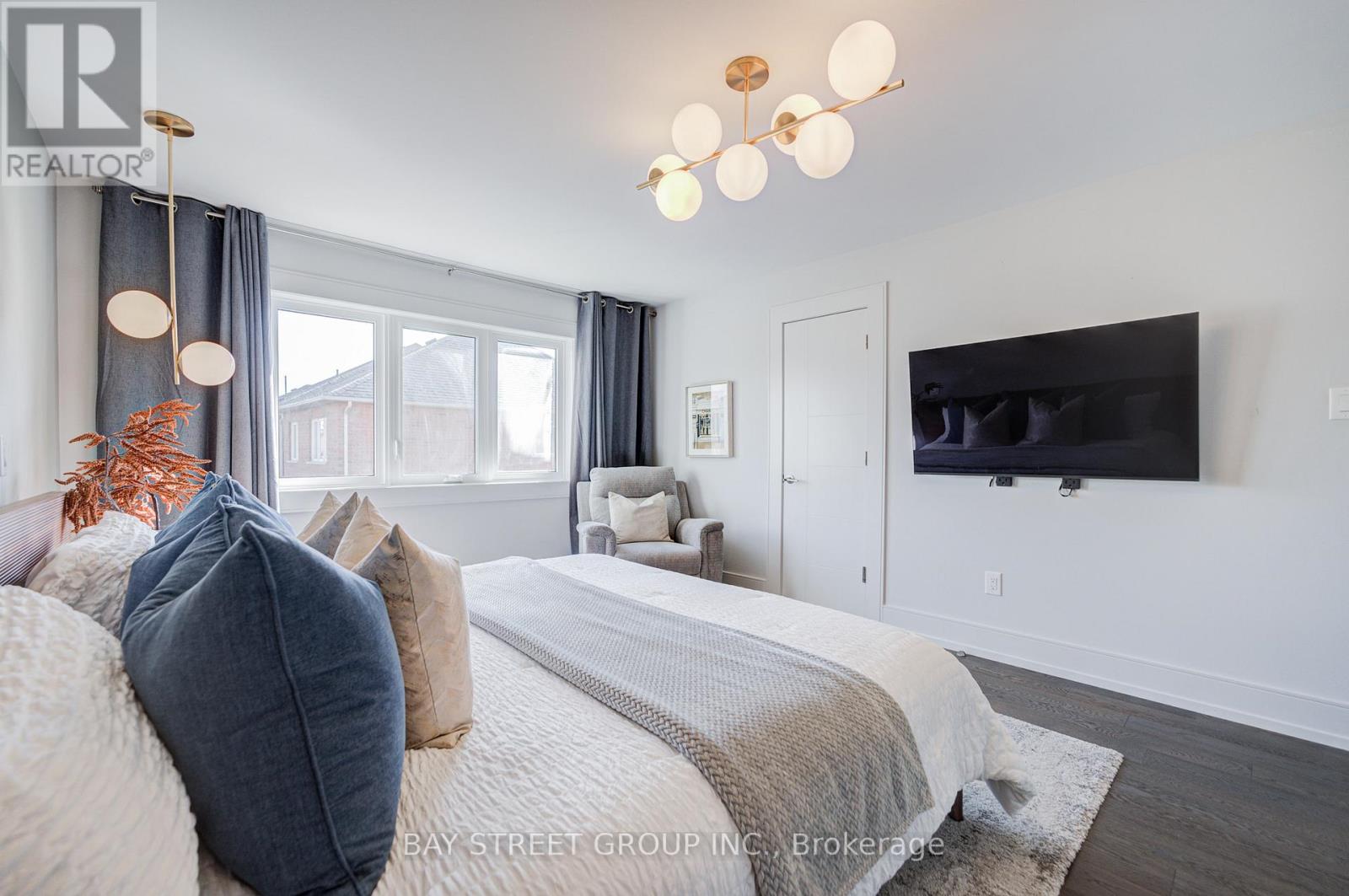 79 Loire Valley Avenue S, Vaughan, Ontario  L4J 8V8 - Photo 31 - N12920318