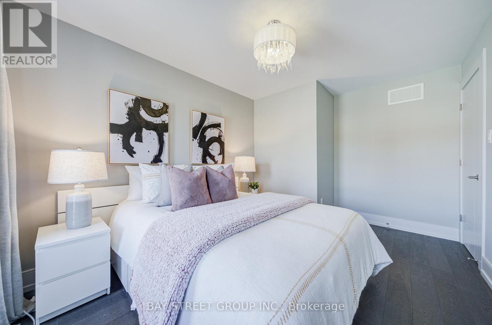 79 Loire Valley Avenue S, Vaughan, Ontario  L4J 8V8 - Photo 38 - N12920318