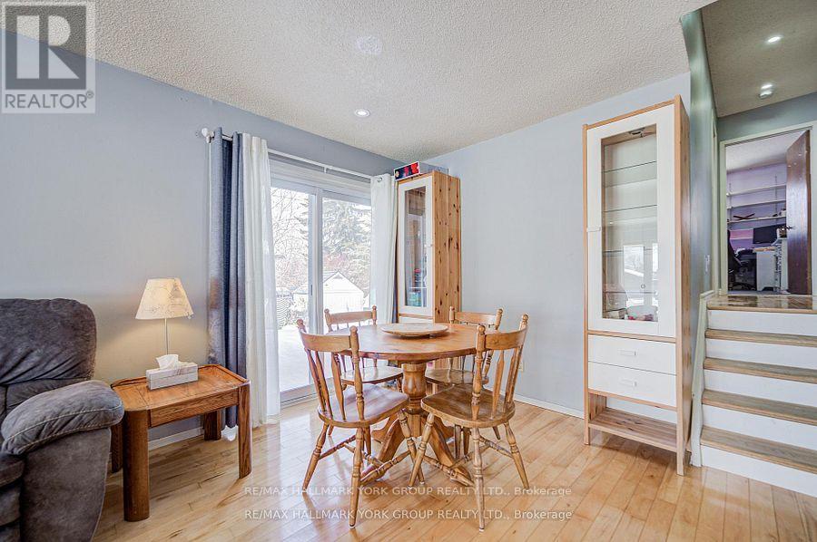 184 Olive Street, East Gwillimbury, Ontario L9N 1M3 - Photo 7 - N12920352