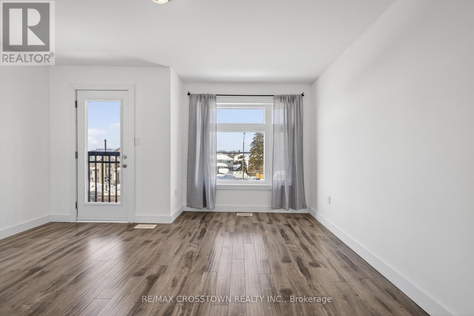 2 - 540 Essa Road, Barrie (Holly), Ontario  L9J 0H2 - Photo 22 - S12920364