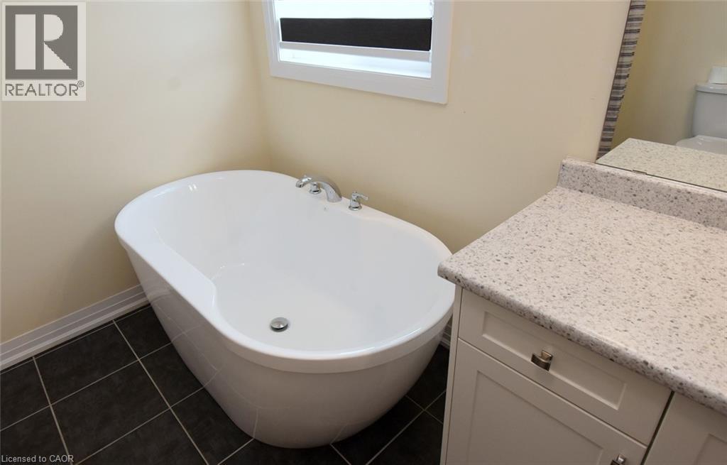 1 Burrows Court, Lindsay, Ontario  K9V 0J3 - Photo 22 - 40815008