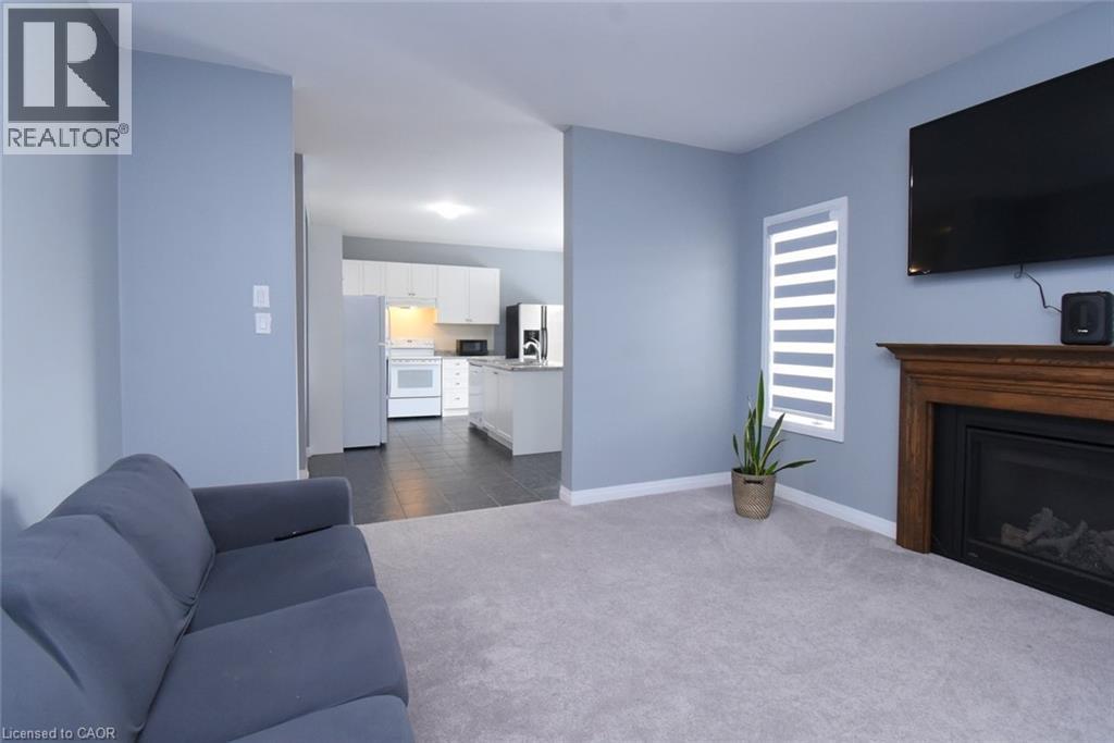 1 Burrows Court, Lindsay, Ontario  K9V 0J3 - Photo 3 - 40815008