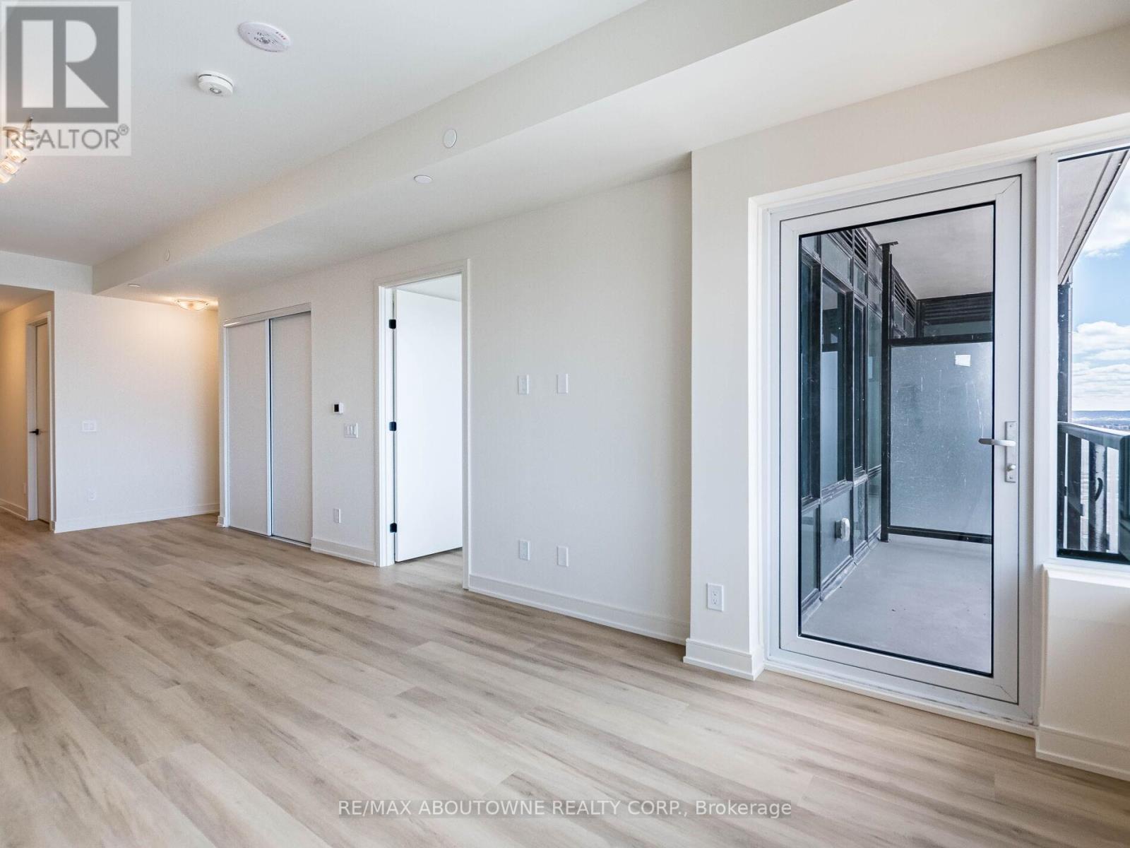 2401 - 8020 Derry Road, Milton, Ontario  L9T 9N7 - Photo 13 - W12920148