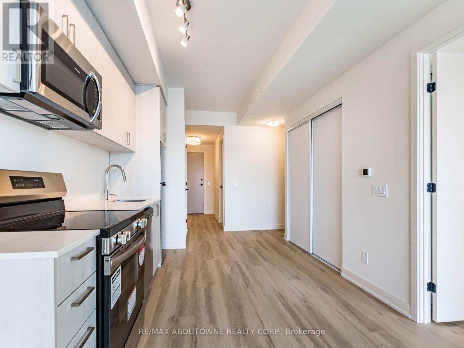 2401 - 8020 Derry Road, Milton, Ontario  L9T 9N7 - Photo 17 - W12920148