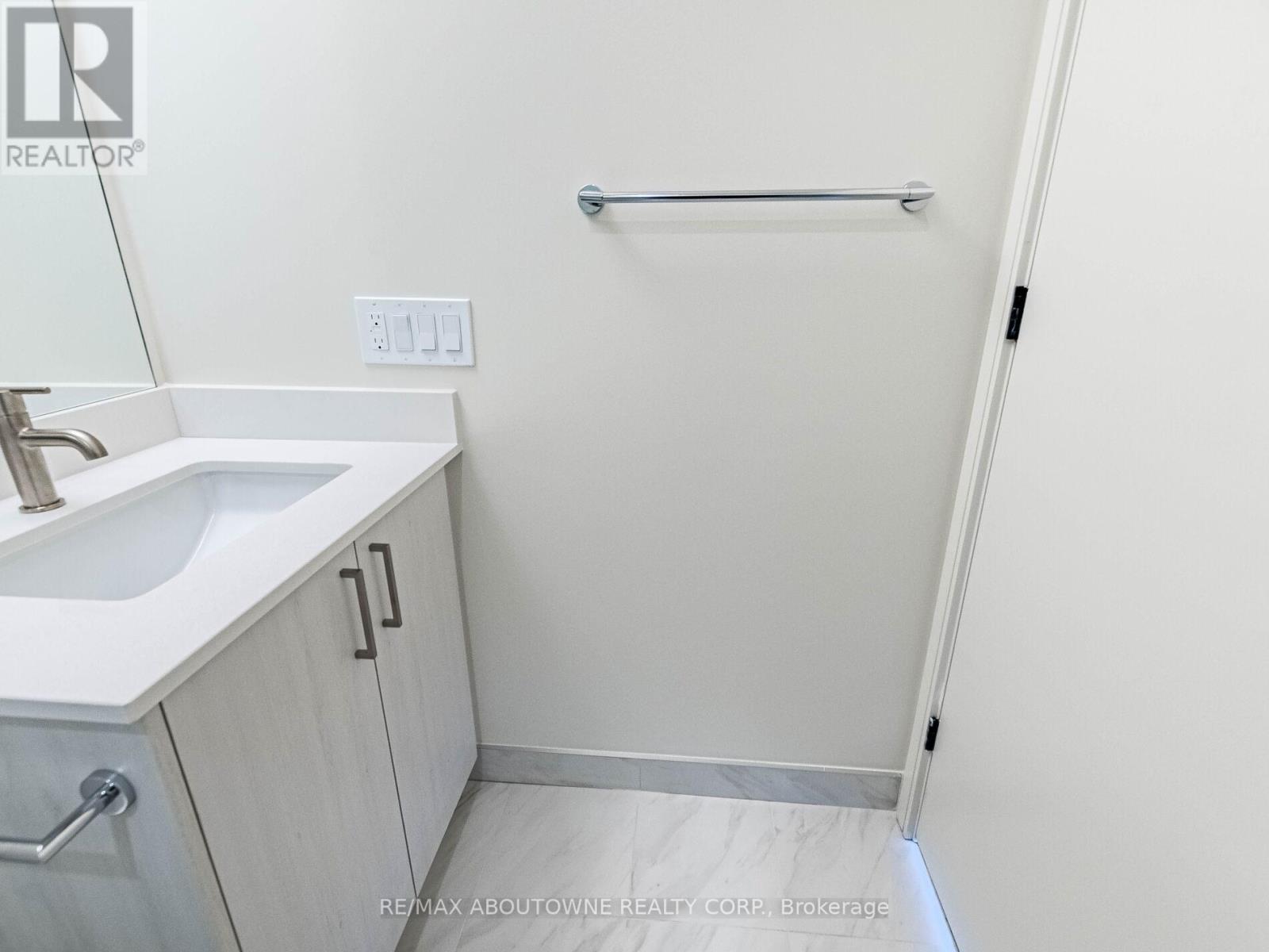 2401 - 8020 Derry Road, Milton, Ontario  L9T 9N7 - Photo 26 - W12920148