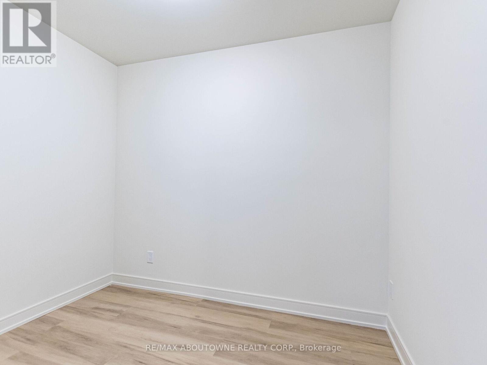 2401 - 8020 Derry Road, Milton, Ontario  L9T 9N7 - Photo 28 - W12920148