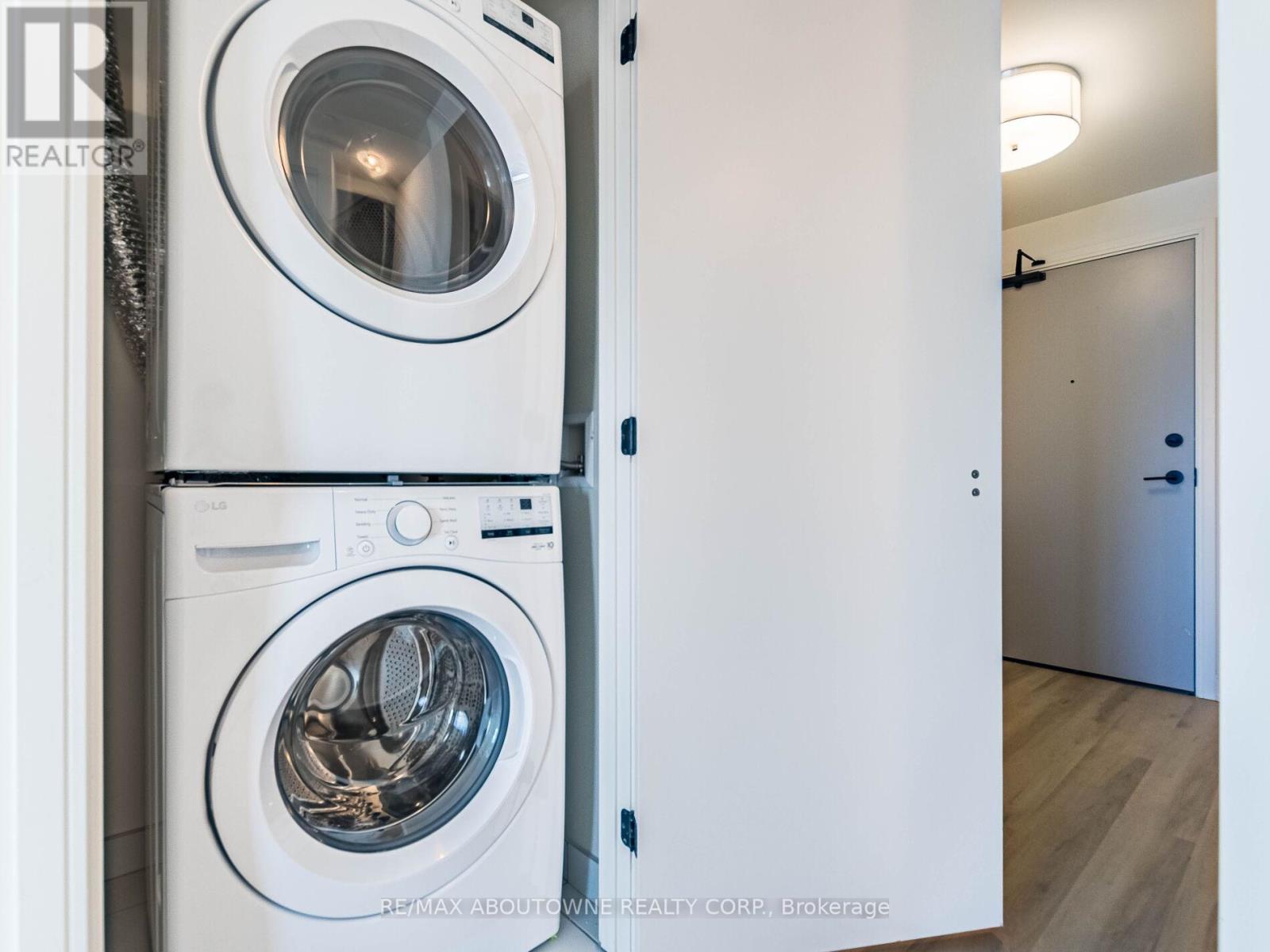 2401 - 8020 Derry Road, Milton, Ontario  L9T 9N7 - Photo 34 - W12920148