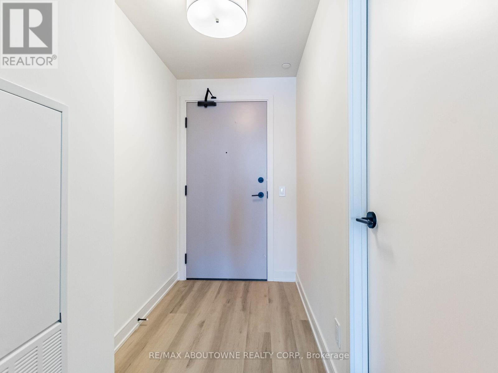 2401 - 8020 Derry Road, Milton, Ontario  L9T 9N7 - Photo 6 - W12920148