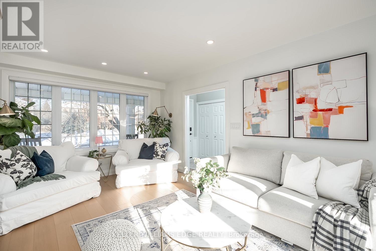 275 Camborne Crescent, Burlington, Ontario  L7N 2A4 - Photo 12 - W12920150