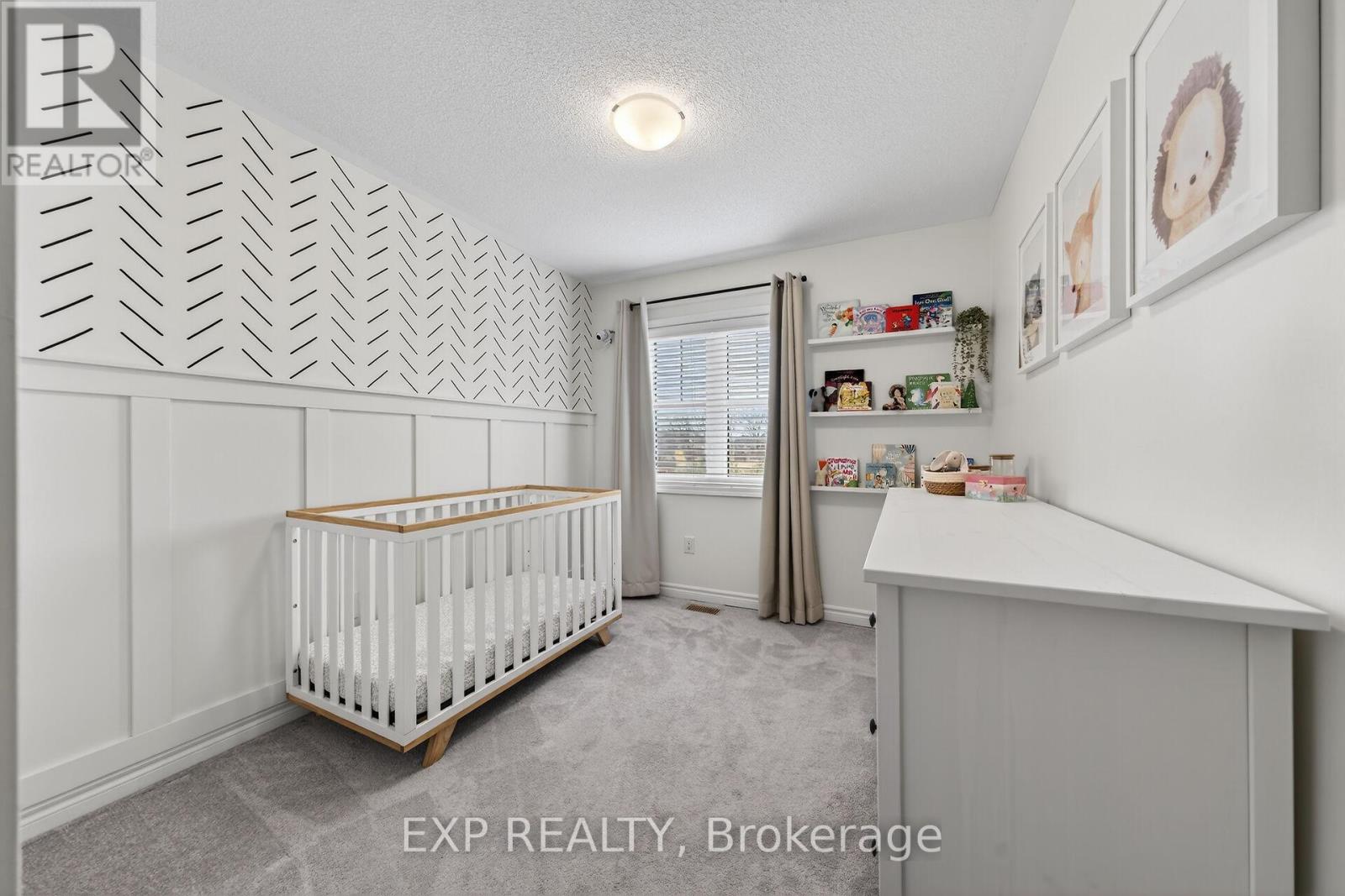 1384 Basswood Crescent, Milton, Ontario  L9E 1M4 - Photo 29 - W12920176