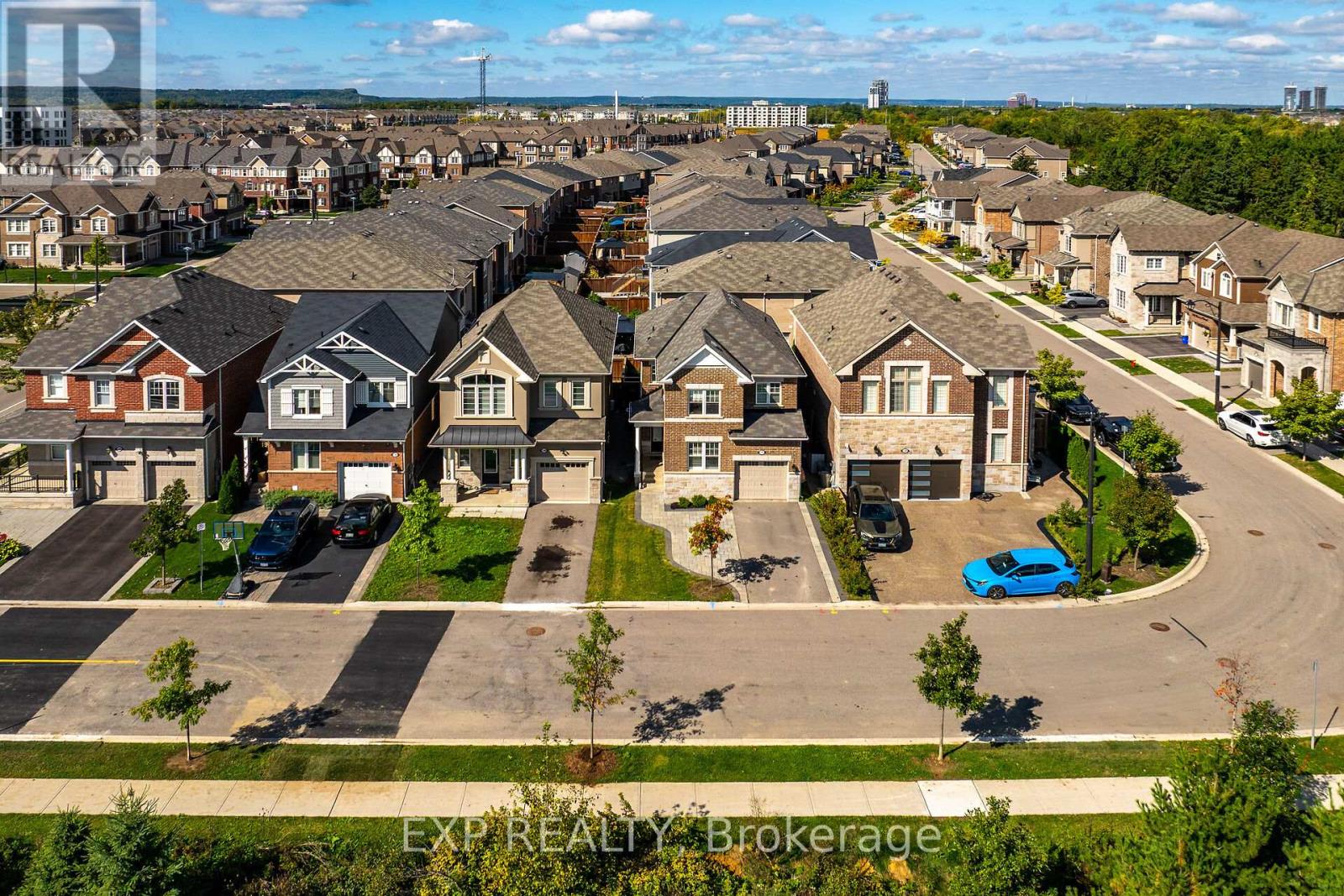 1384 Basswood Crescent, Milton, Ontario  L9E 1M4 - Photo 40 - W12920176