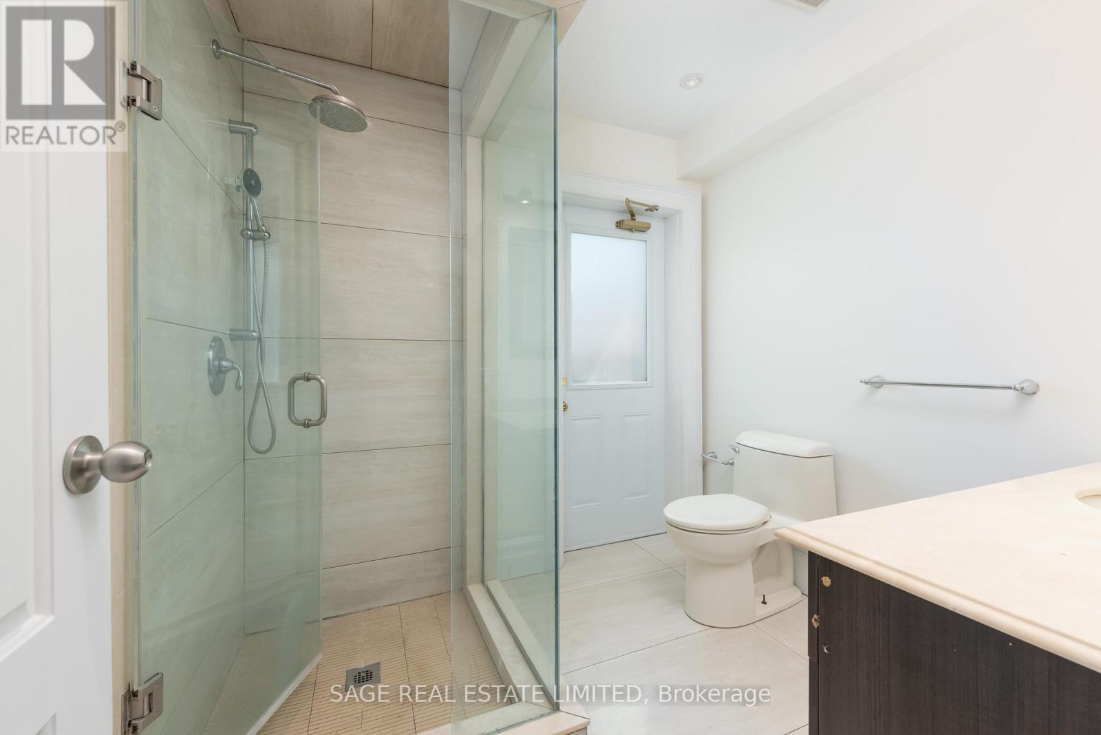 Main - 97 Holwood Avenue, Toronto, Ontario  M6M 1P7 - Photo 14 - W12920182