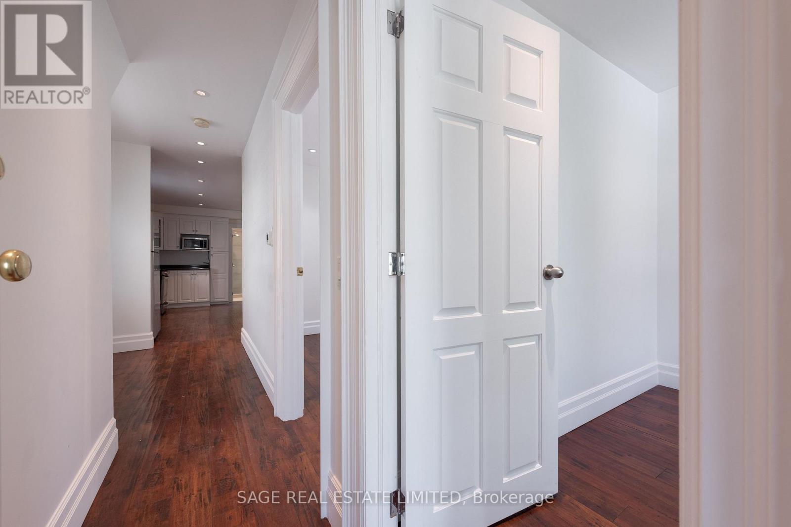 Main - 97 Holwood Avenue, Toronto, Ontario  M6M 1P7 - Photo 4 - W12920182