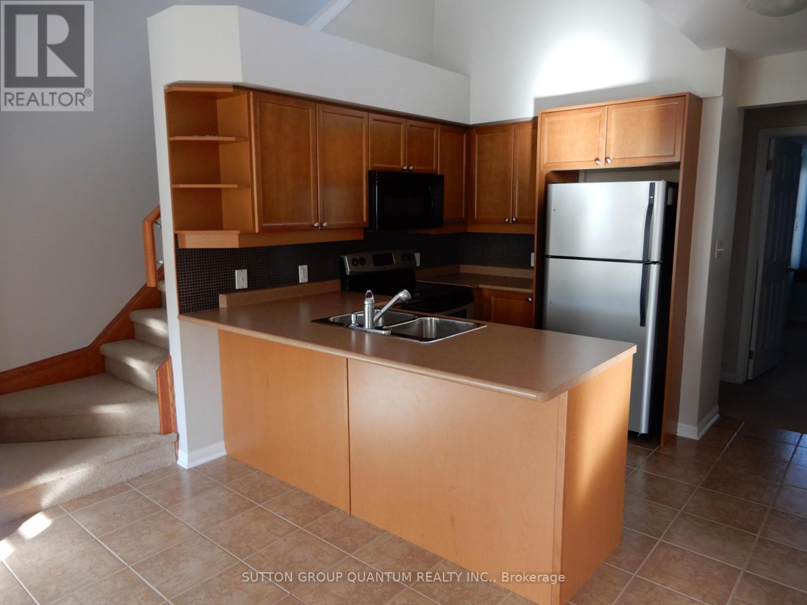 3 - 594 Shoreline Drive, Mississauga, Ontario L5B 0A8 - Photo 9 - W12920300