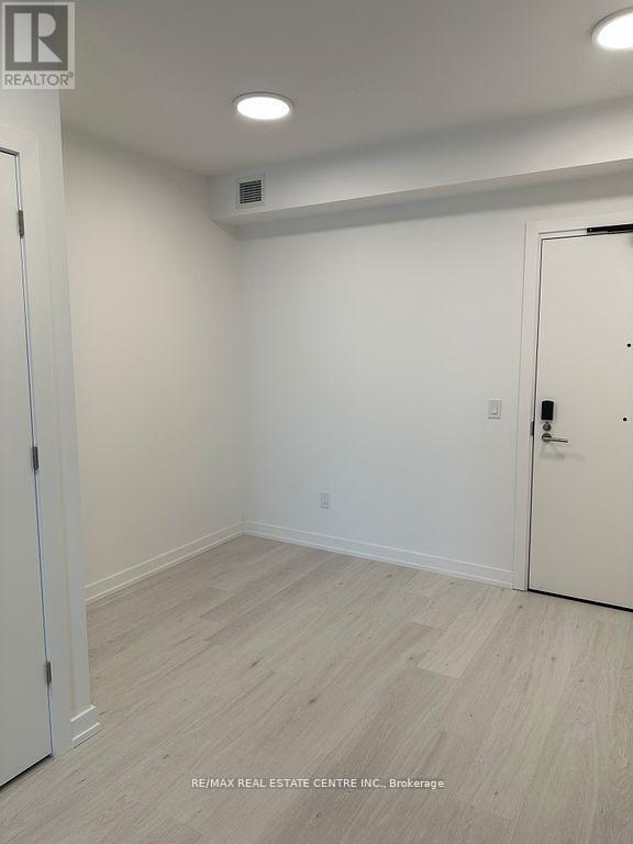 309 - 2501 Saw Whet Boulevard E, Oakville, Ontario  L6L 0H5 - Photo 14 - W12920360