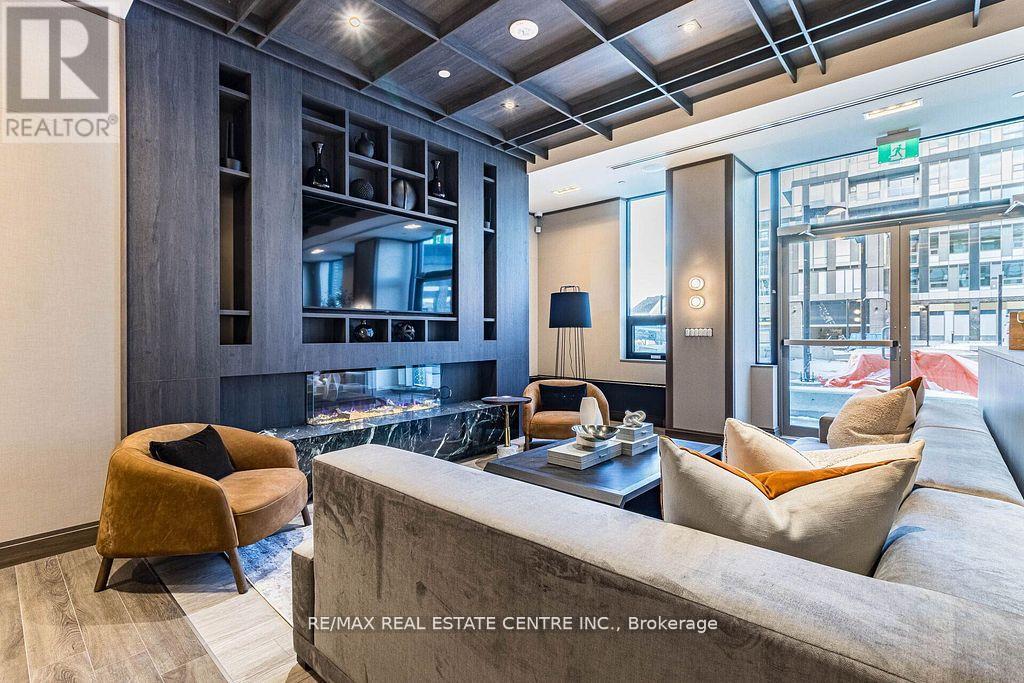 309 - 2501 Saw Whet Boulevard E, Oakville, Ontario  L6L 0H5 - Photo 5 - W12920360